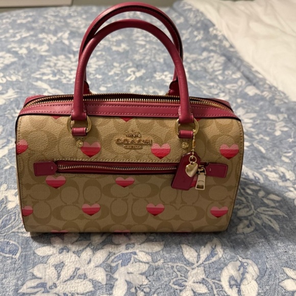 Coach Cream and Pink Heart Wallet - Picture 2 of 14